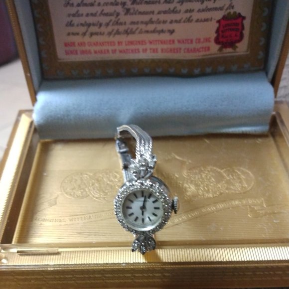 ❤️Ladies LONGINES 14K White Gold and Diamond Wind Watch with Case - Picture 3 of 12